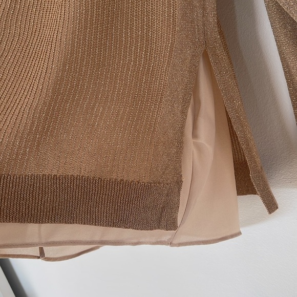 Lucky Brand Metallic Silvery Beige V-Neck Sweater Size S/P - Picture 5 of 9